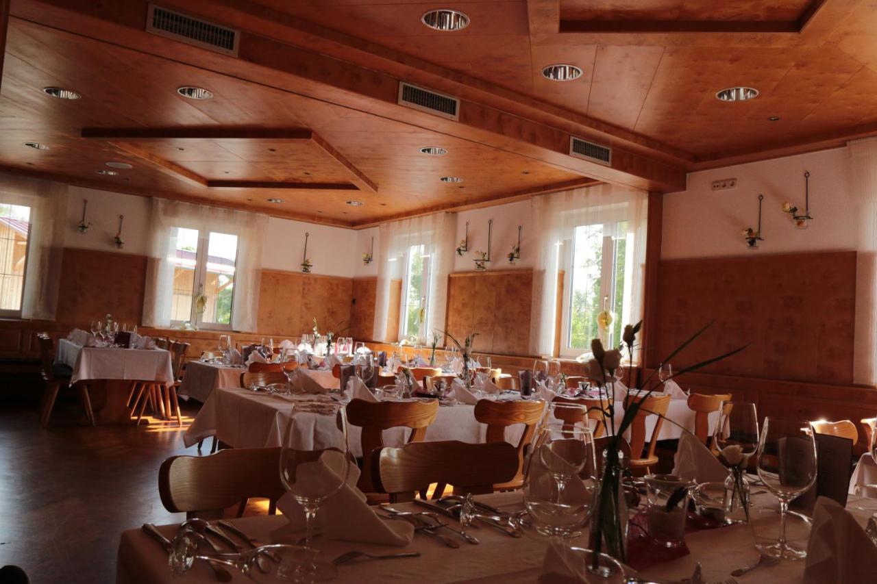 Gasthof Zur Bruecke Kaufering Bagian luar foto
